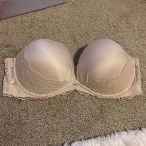 Victoria’s Secret Strapless Bra